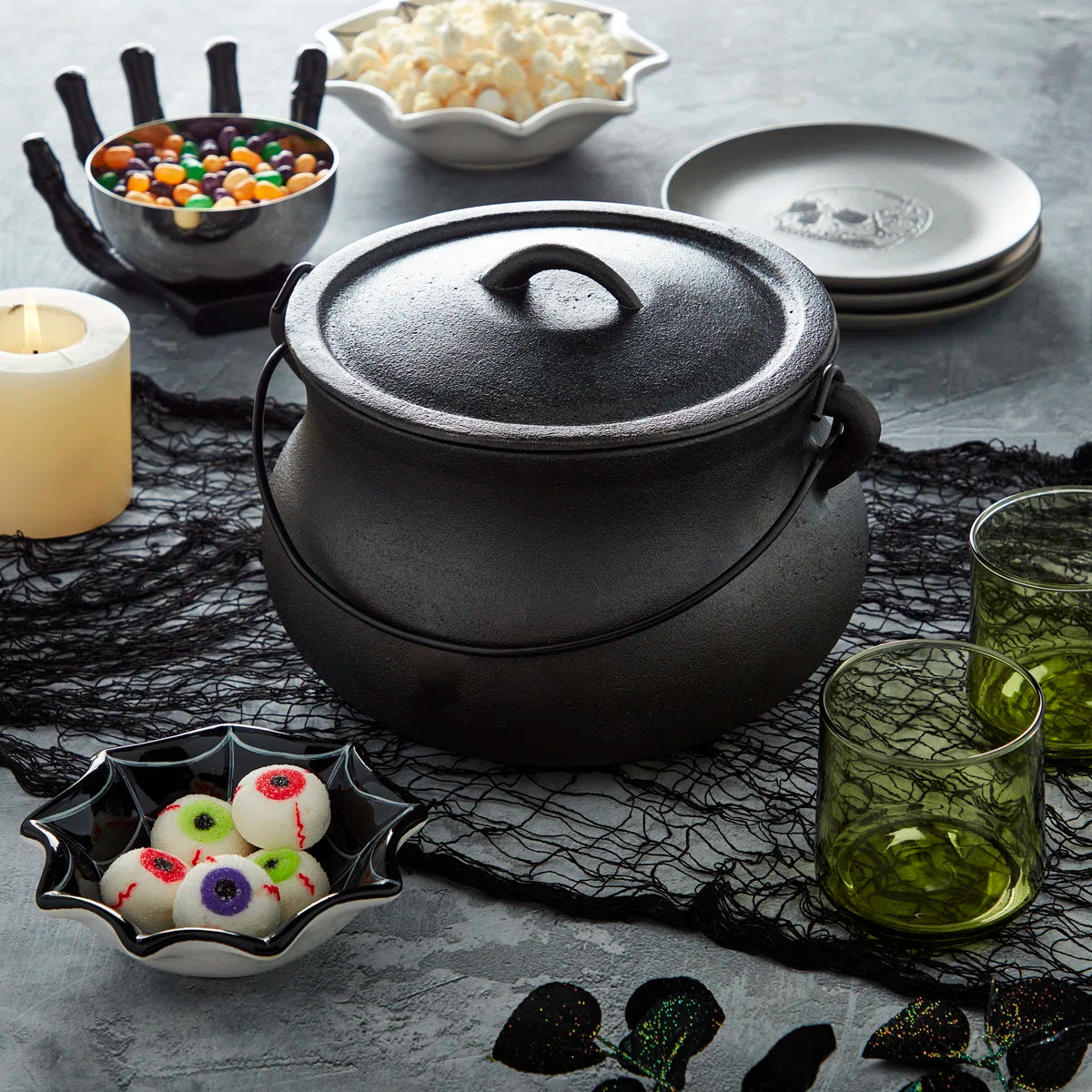 Cast Iron Covered Cauldron