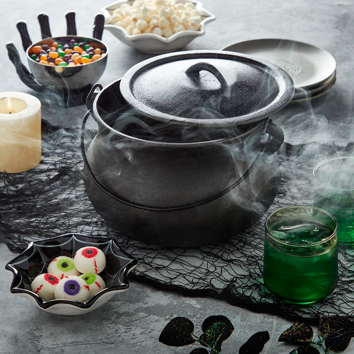 Cast Iron Covered Cauldron