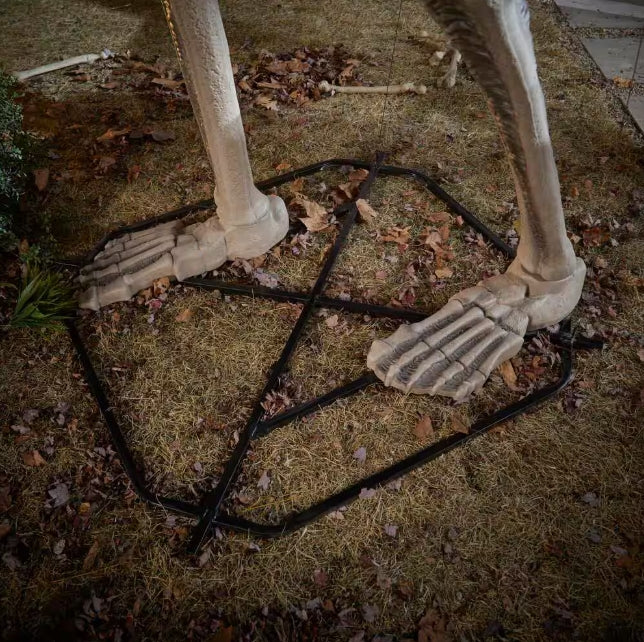 Giant-Sized Skelly